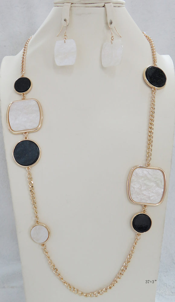 LONG ACRYLIC NECKLACE SET ( 5151 BW )