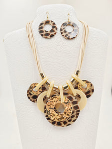 ACRYLIC NECKLACE SET ( 5153 LEOP )