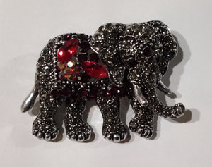 2" SILVER ELEPHANT BROOCH RED STONES ( 06706 )