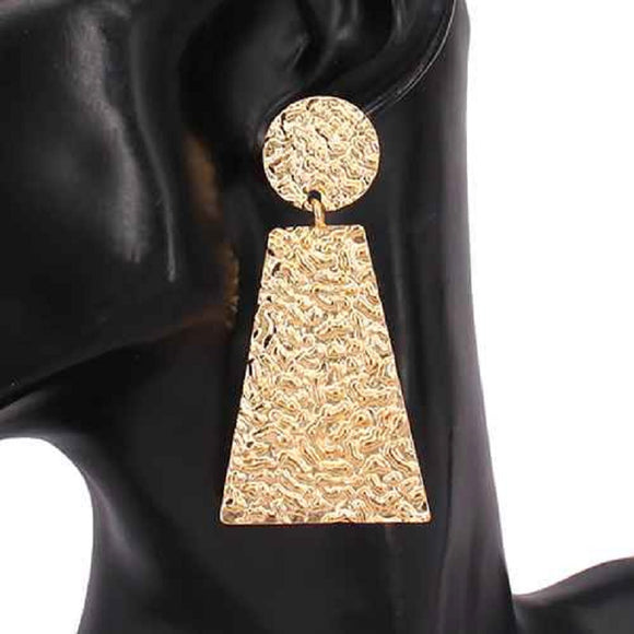 GOLD HAMMERED EARRINGS ( 3399 GD )