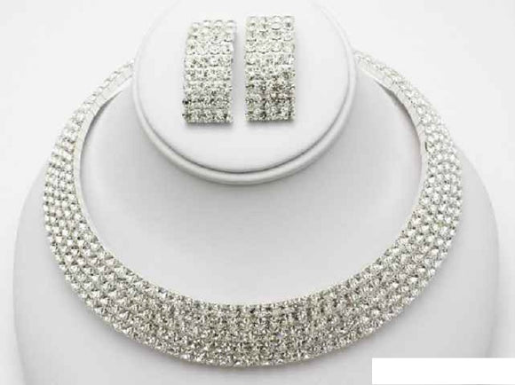 SILVER CHOKER NECKLACE SET CLEAR STONES ( 10720 S )