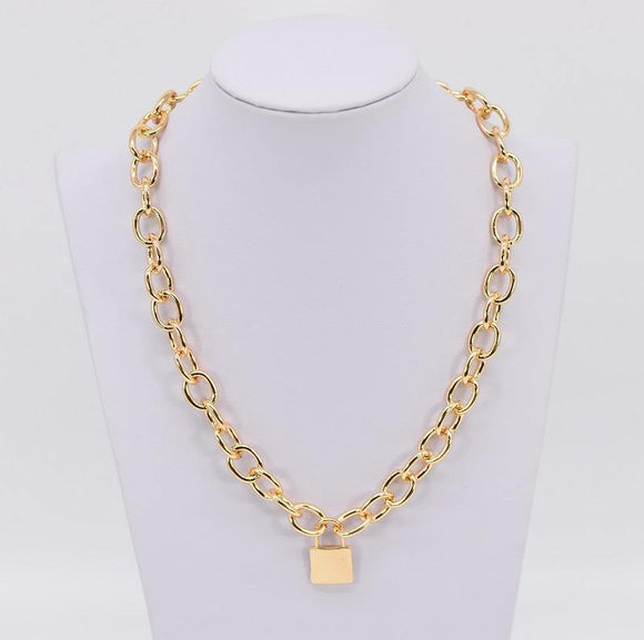 GOLD NECKLACE LOCK PENDANT ( 1017 GOL ) - Ohmyjewelry.com