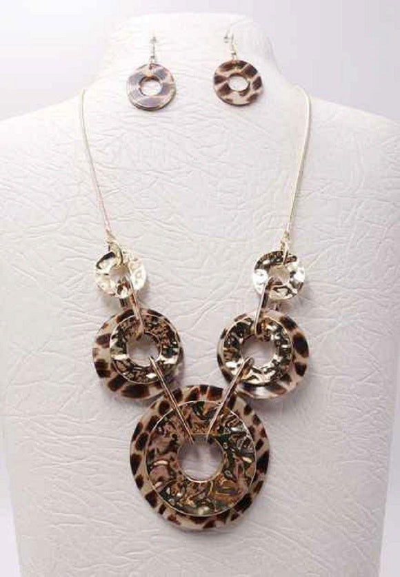 GOLD METAL ACRYLIC LEOPARD PRINT NECKLACE SET ( 3546 ) - Ohmyjewelry.com