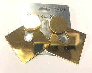 GOLD REFLECTIVE STAINLESS STEEL EARRINGS ( 567 GD )