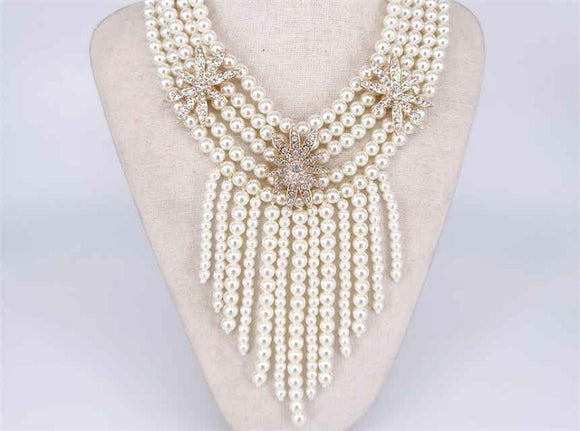 GOLD CREAM PEARL NECKLACE SET CLEAR STONES ( 1332 GDCR )