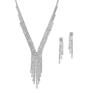 SILVER NECKLACE SET CLEAR STONES