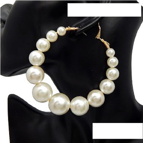 GOLD CREAM PEARL HOOP EARRINGS ( 2999 GDCRM )