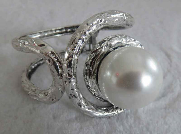 SILVER BANGLE WITH WHITE PEARL ( 722 )