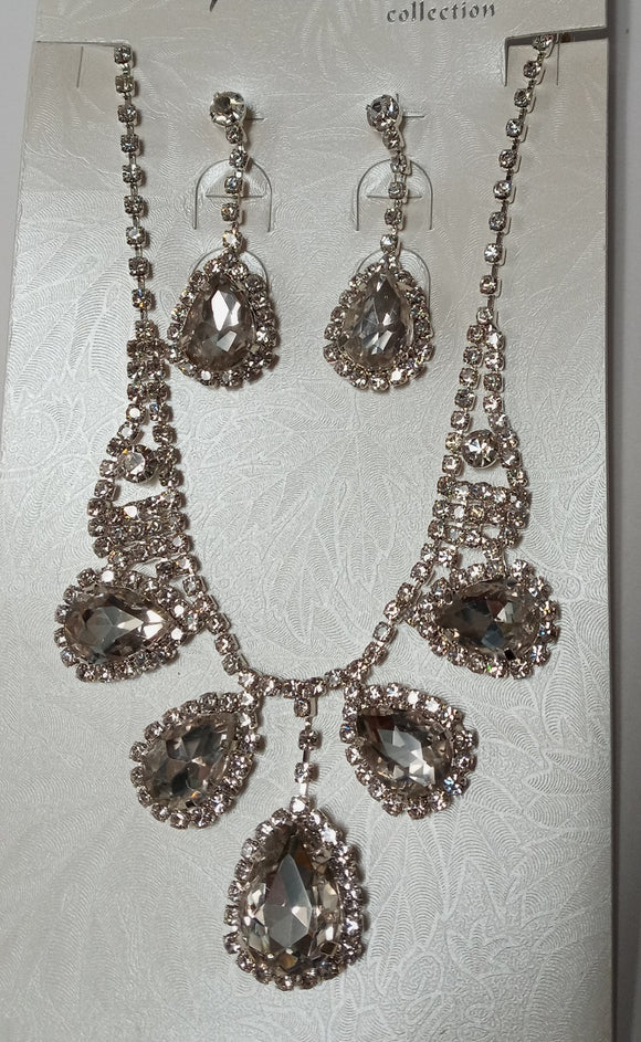 SILVER NECKLACE SET CLEAR STONES ( 1181SVCL )
