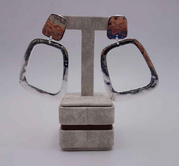 SILVER SQUARE HAMMERED CLIP ON EARRINGS ( 2956 S )