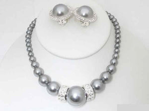 SILVER GREY CLIP ON PEARL NECKLACE SET ( 19549 SHP )