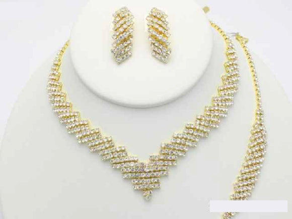 GOLD NECKLACE SET CLEAR STONES BRACELET CLIP ON EARRINGS ( 19033 GCRY )