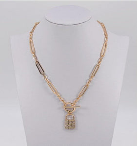 GOLD NECKLACE LOCK PENDANT CLEAR STONES ( 1410 GLCRY ) - Ohmyjewelry.com