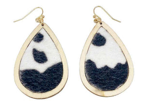 WOOD BLACK WHITE ANIMAL PRINT EARRINGS