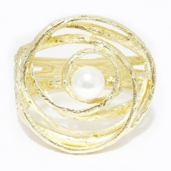 LARGE GOLD BANGLE WITH PEARL ( 699 )