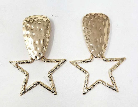 GOLD HAMMERED STAR EARRINGS