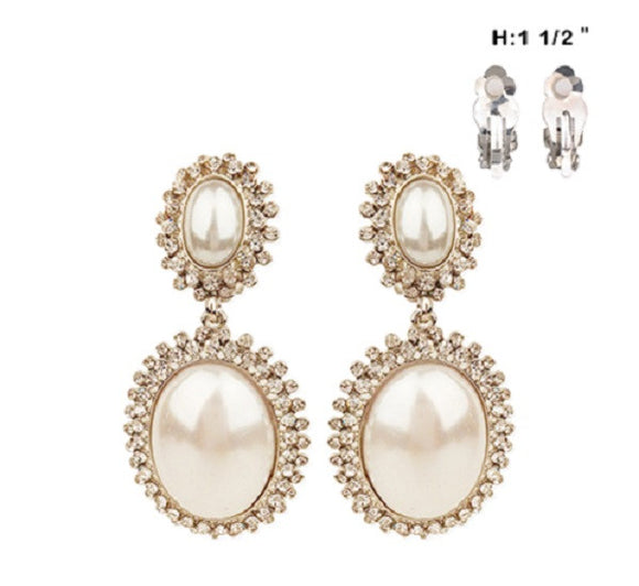 Double Oval White Pearl and Rhinestone with Silver Accents Clip On Earrings ( 77 )