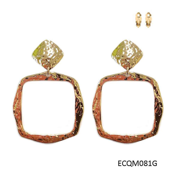 GOLD HAMMERED SQUARE CLIP ON EARRINGS ( 081 )