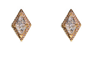15MM LONG GOLD CLEAR CUBIC ZIRCONIA STUD EARRINGS ( 10809 CLGD )