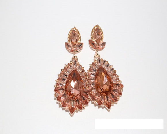 Buy Peora Gold Plated Traditional Kundan Peach Pearl Chandbali Earrings -  Pf37te2911pe Online