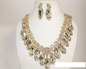 GOLD NECKLACE SET CLEAR STONES ( 1022 GCRY )