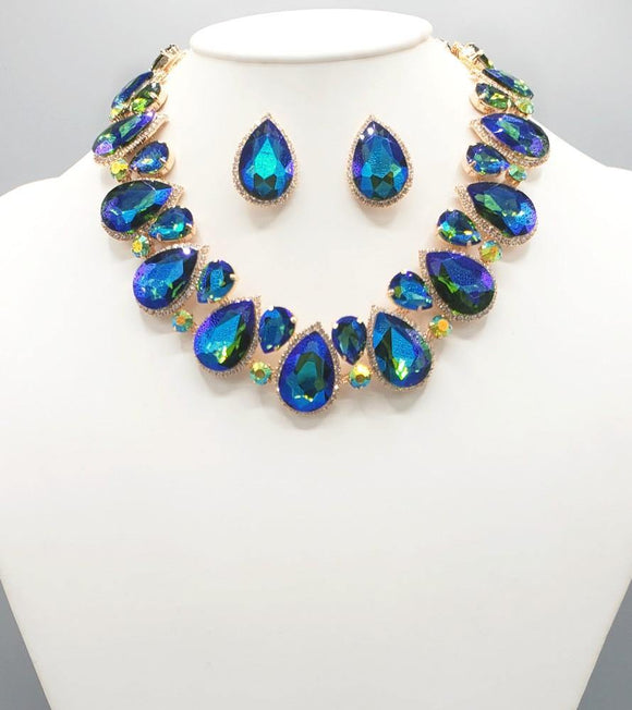 GREEN AB Teardrop Stones Surrounding Clear Stones Formal Necklace Set GOLD Accents ( 2045 ) - Ohmyjewelry.com