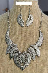 SILVER NECKLACE SET WING DESIGN ( 7565 RH )