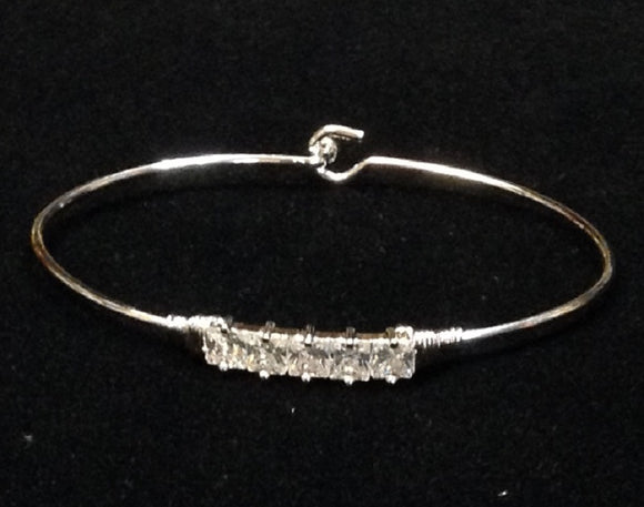 SILVER BANGLE WITH CLEAR RHINESTONES ( 0097 )
