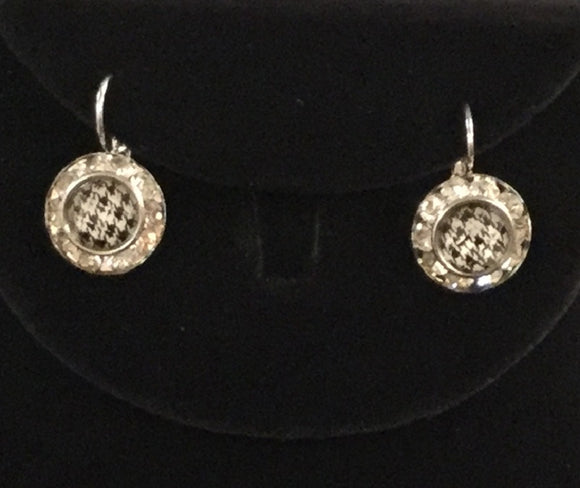 SILVER EARRINGS WITH HOUNDSTOOTH PATTERN CLEAR RHINESTONES ( 2239 )