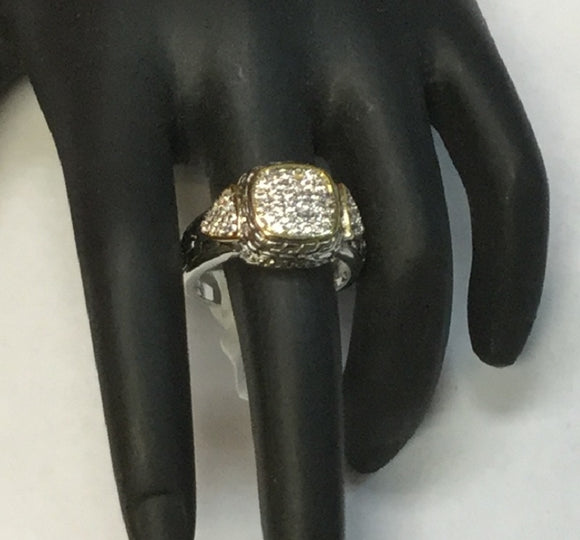 TWO TONED RING WITH CLEAR CZ STONES SIZE 7 ( 438 )