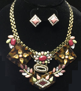 GOLD NECKLACE SET WITH PINK GREEN AMBER PIECES ( 1053 )