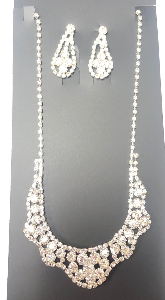 SILVER NECKLACE SET CLEAR STONES ( 33503 1CL )