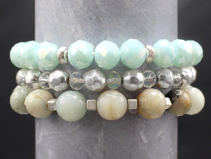 LIGHT BLUE BEAD STRETCH BRACELETS