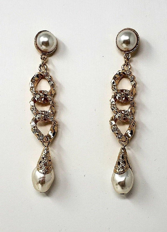 GOLD DANGLING EARRINGS CREAM PEARLS ( 10003 ) - Ohmyjewelry.com
