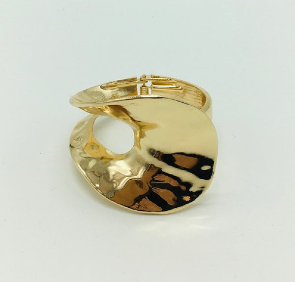 GOLD BANGLE UNIQUE DESIGN ( 10002 G )