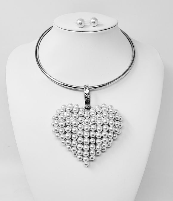 SILVER CHOKER NECKLACE SET HEART WHITE PEARLS ( 10206 RWH )