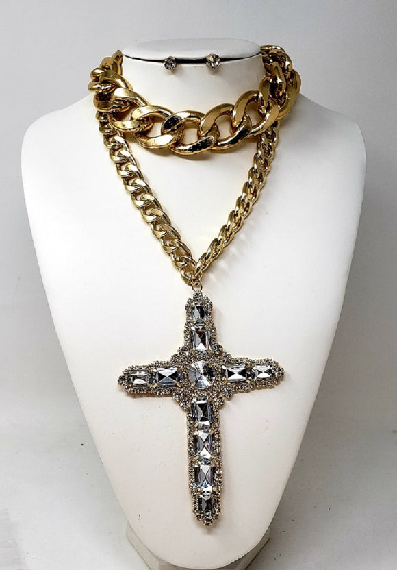 LARGE GOLD CROSS NECKLACE SET CLEAR STONES ( 10240 G )