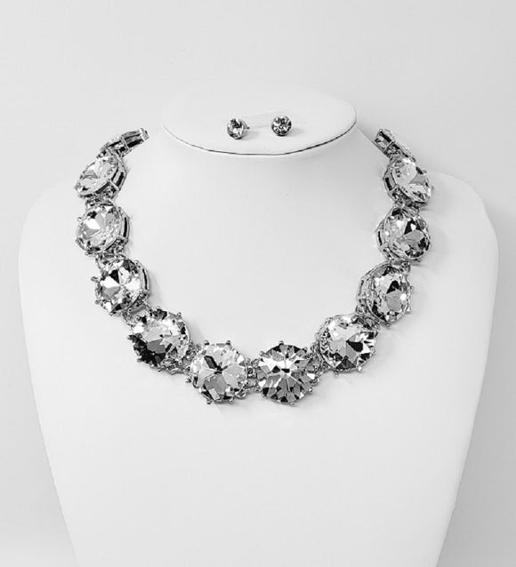 SILVER NECKLACE SET ROUND CLEAR STONES ( 10277 RCL )