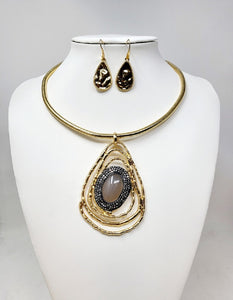 GOLD CHOKER NECKLACE SET HEMATITE STONES ( 10353 G )