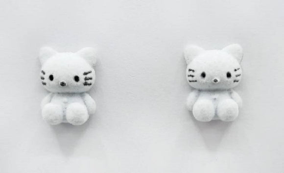 WHITE CAT EARRINGS ( 1831 WHT )