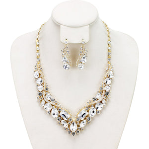 GOLD NECKLACE SET CLEAR STONES
