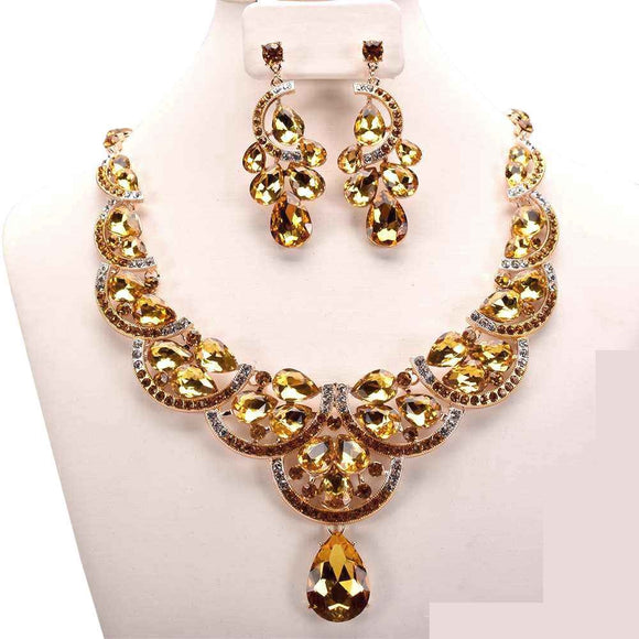 GOLD YELLOW NECKLACE AND EARRINGS ( 10258 )