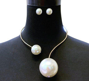Cream Pearl Ball on Gold Choker Fashion Necklace with Stud Earrings ( 119 GCR ) - Ohmyjewelry.com