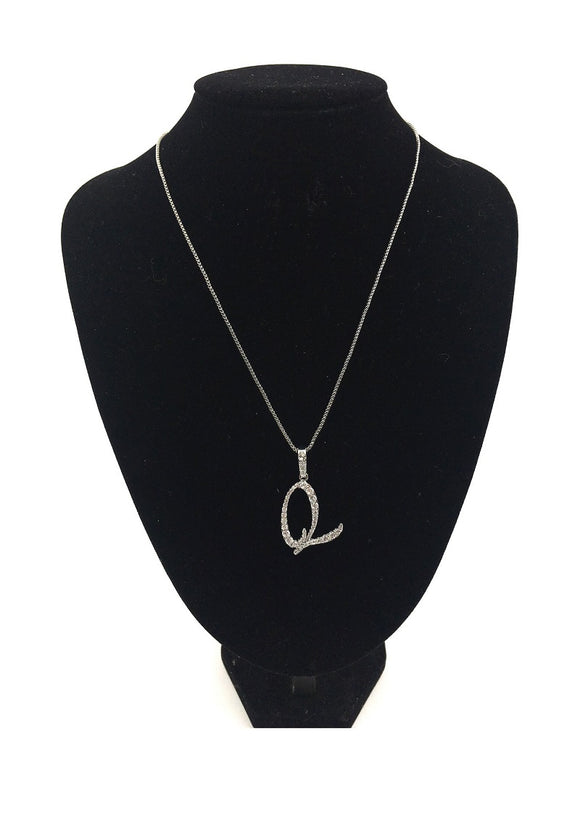 SILVER NECKLACE WITH CURSIVE Q PENDANT WITH CLEAR CUBIC ZIRCONIA ( 0025 3C Q )