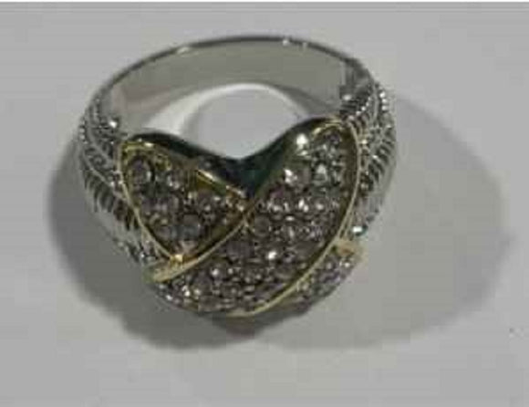 SILVER GOLD RING CLEAR STONES SIZE 9 ( 3232 SIZE 9 )