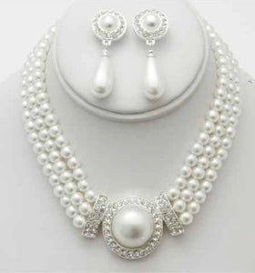 3 Line White Pearl Necklace Set with Round Pendant ( 13733 SWH )
