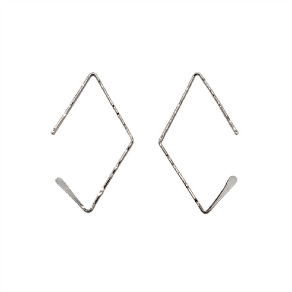 SILVER DIAMOND SHAPE EARRINGS ( 17666 WG )