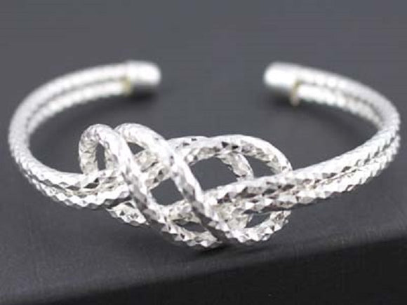 Silver Textured Knot Design Fashion Cuff Bracelet ( 619 )