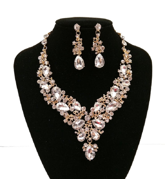 Clear Rhinestone with Gold Formal Necklace Set ( 00582C )