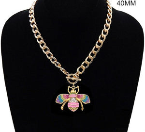 GOLD TOGGLE NECKLACE WITH LIGHT MULTI COLOR RHINESTONE BEE ( 3438 GDLMT ) - Ohmyjewelry.com